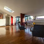 Spacious Penthouse With St Peter View