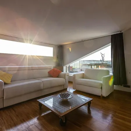 公寓 Spacious Penthouse With St Peter View
